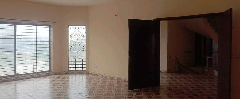 2 Kanal Corner House For Rent Available In Valencia Housing Society Lahore 16