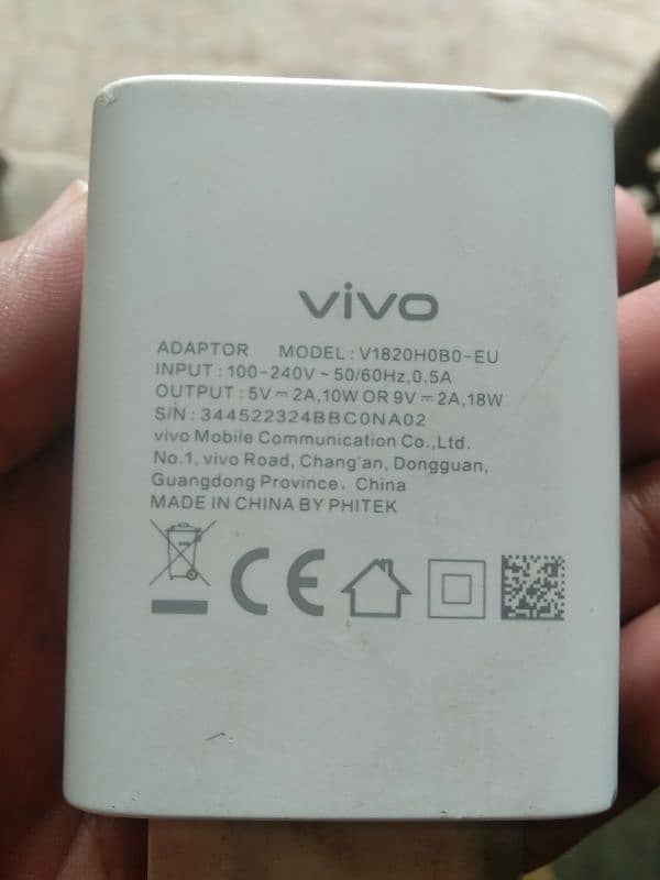 Vivo y21 ka 18 watt ka original box wala adopter he 100% original he 2