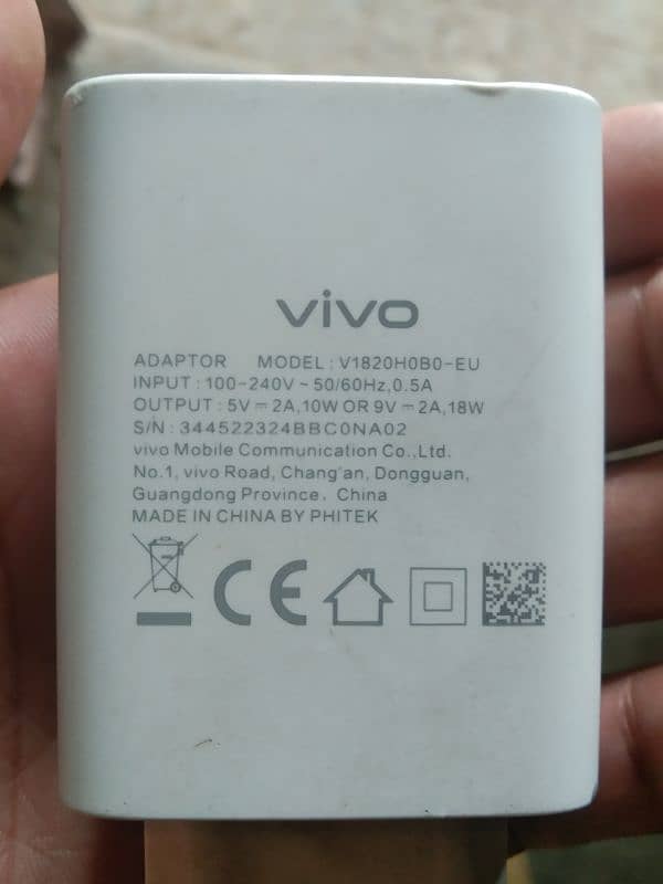 Vivo y21 ka 18 watt ka original box wala adopter he 100% original he 5