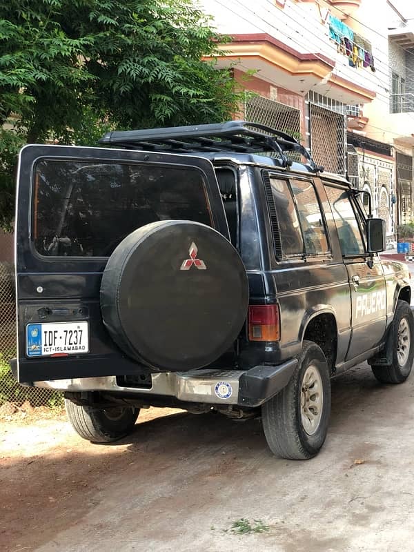 Mitsubishi Pajero 1987 1