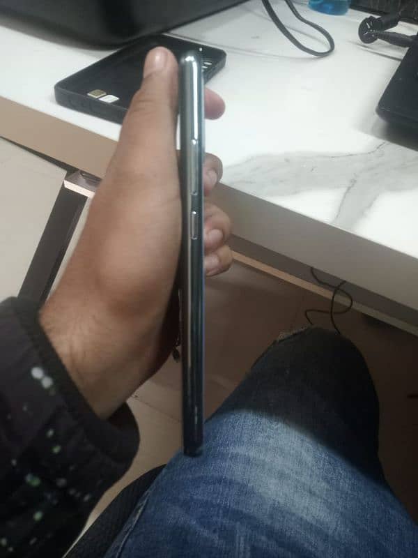 Vivo S1 6/128. sale or exchange possible with iphone 2