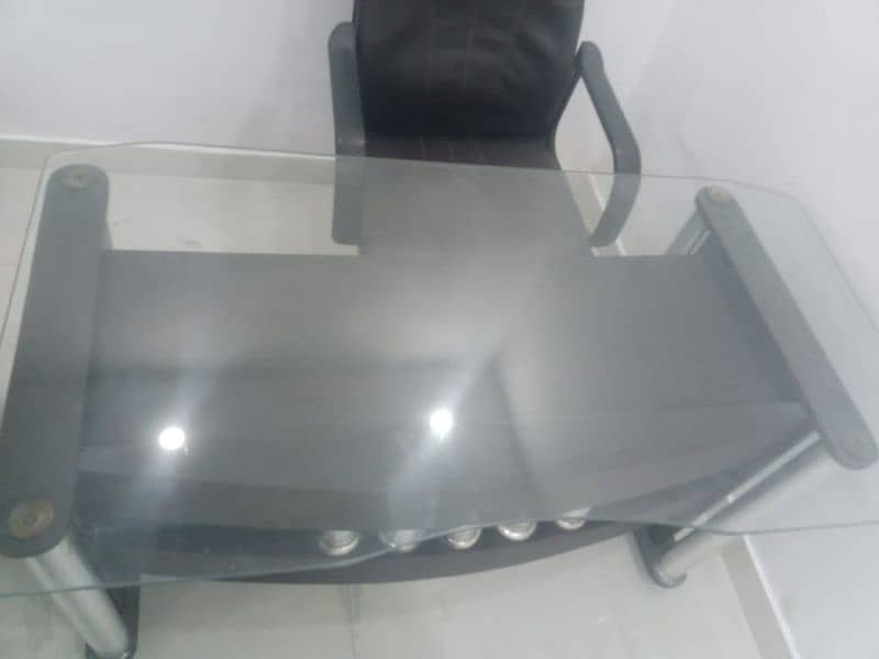 office table and chair 4