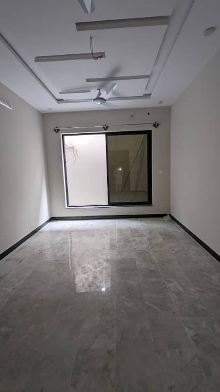 Ground portion available for rent in G-15 0