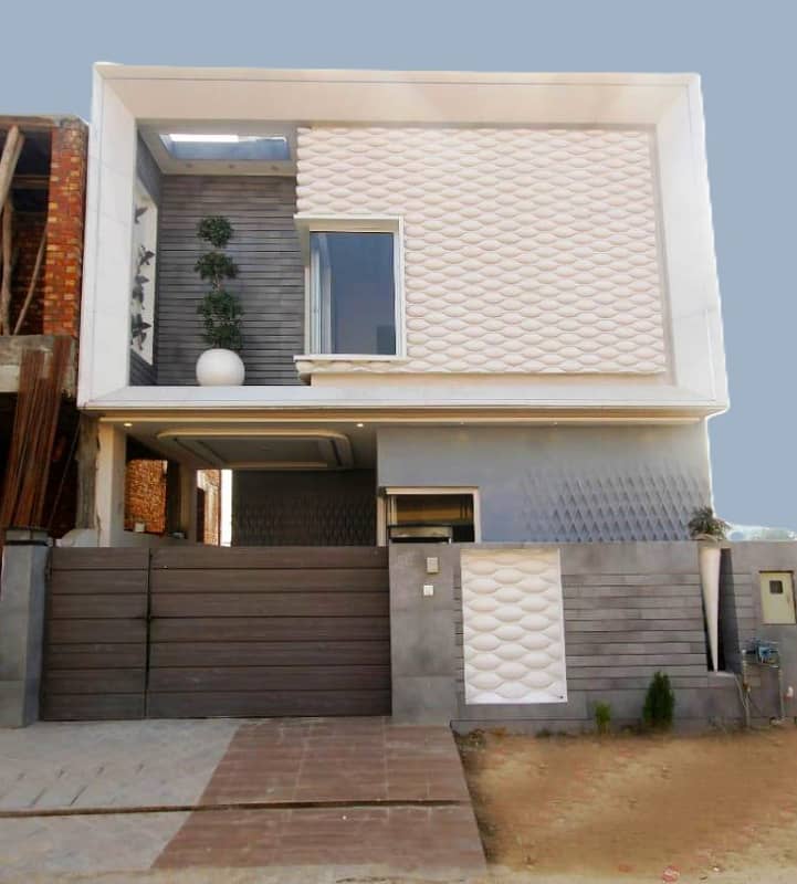 Near Gold Crest Mall 5 Marla New House On Top Location For Rent In DHA Phase 4 Lahore 0