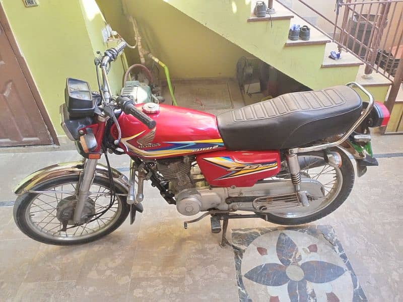 HONDA CG125 EURO 2 condition 10/9 seel engine genieun condition 2