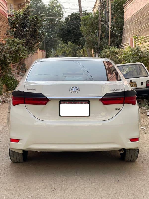 Toyota Corolla GLI 2019 Full Original 3