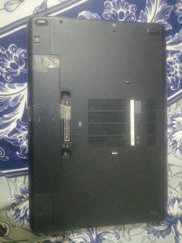 GAMING LEPTOP DELL LETITUDE E6440 9