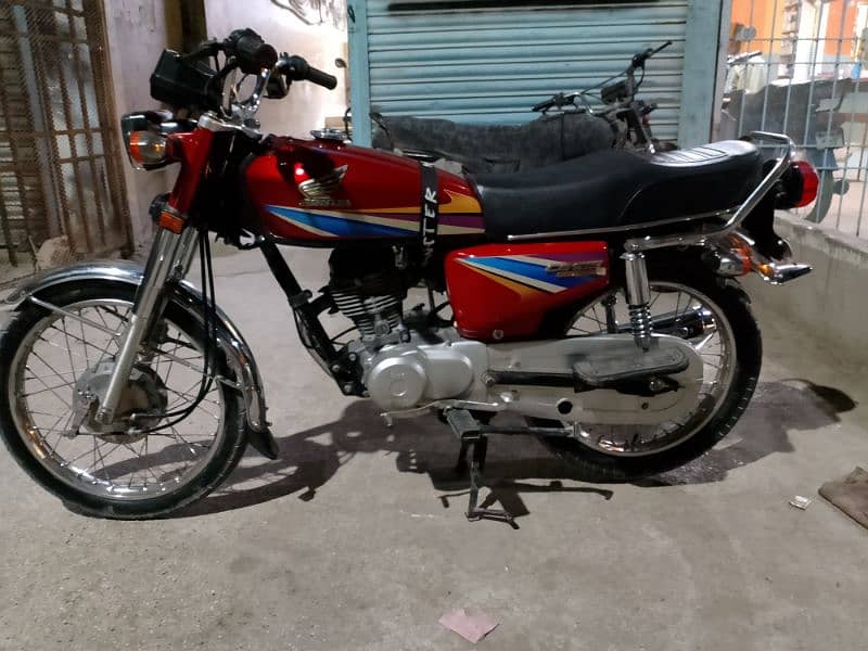 CG 125 cc 2010 mint condition 7