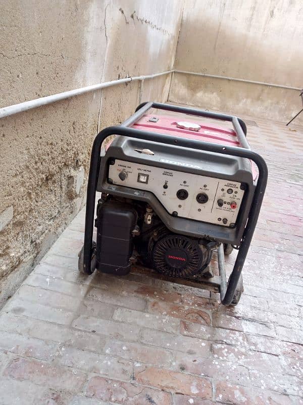 HONDA GENERATOR 1