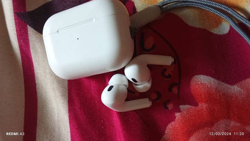 Airpods pro 2nd generation 3