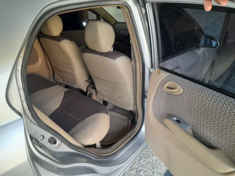 Honda City IDSI 2004 for Sale in Excellent Condition 6