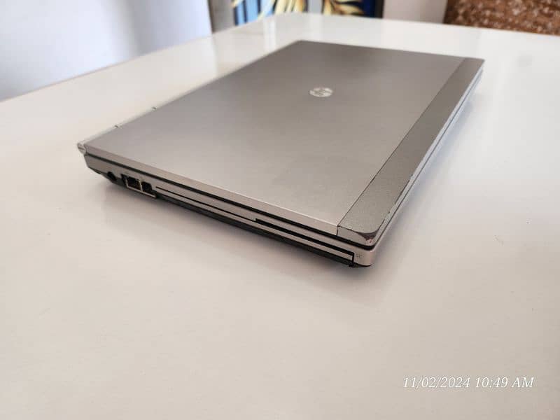 HP ELITEBOOK 2570p core i3-3rd Generation 4