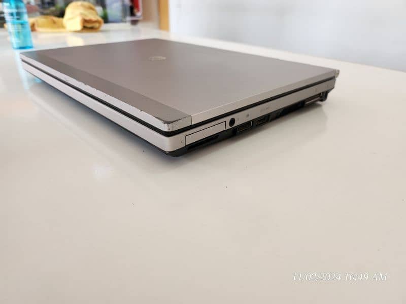 HP ELITEBOOK 2570p core i3-3rd Generation 5