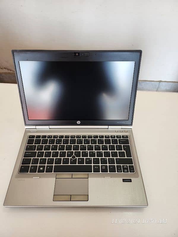 HP ELITEBOOK 2570p core i3-3rd Generation 9