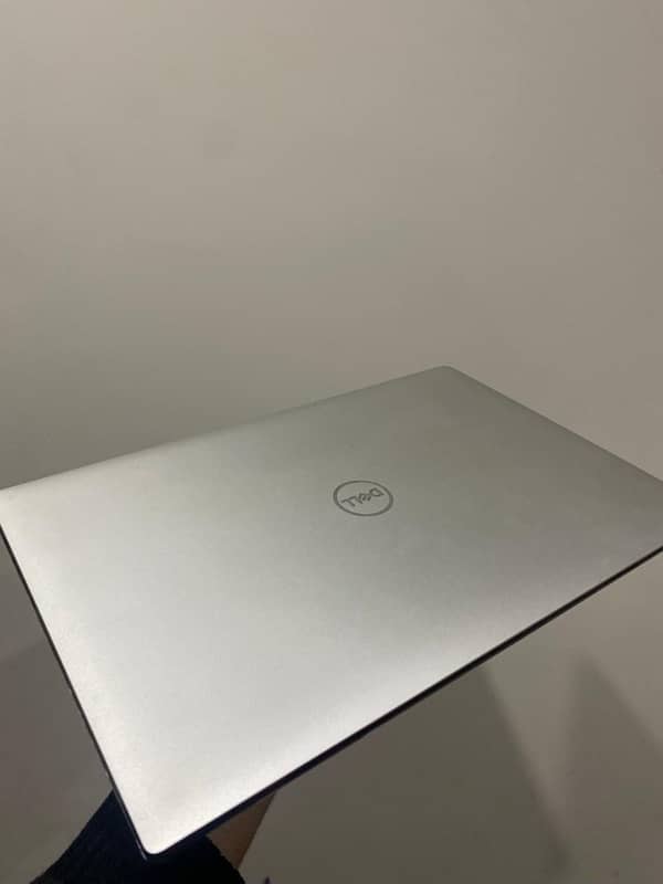 Dell xps 15 9550 laptop gaming 1