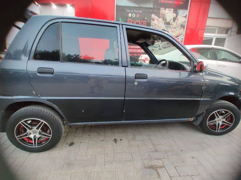 Daihatsu Cuore 2005 1