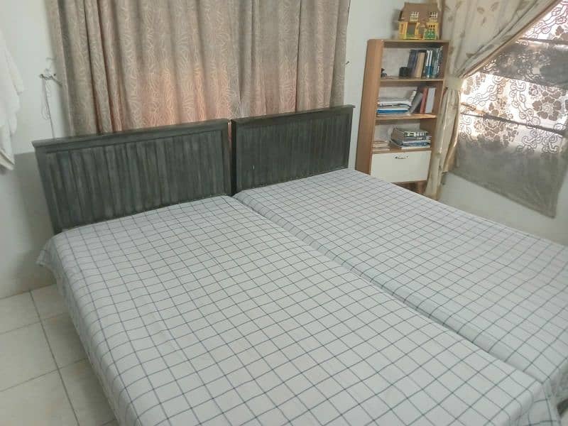 2 single bed with mattress 1