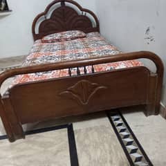 Single wood bed without metress