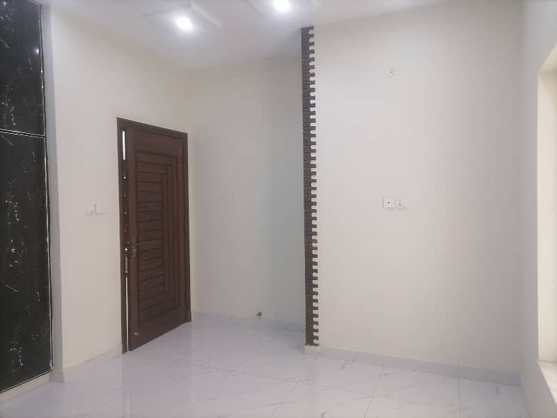 5 Marla House For sale In Rs. 19000000 Only 15