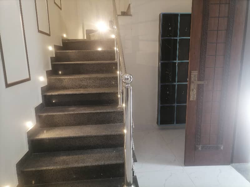 5 Marla House For sale In Rs. 19000000 Only 21