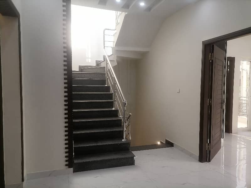 5 Marla House For sale In Rs. 19000000 Only 24