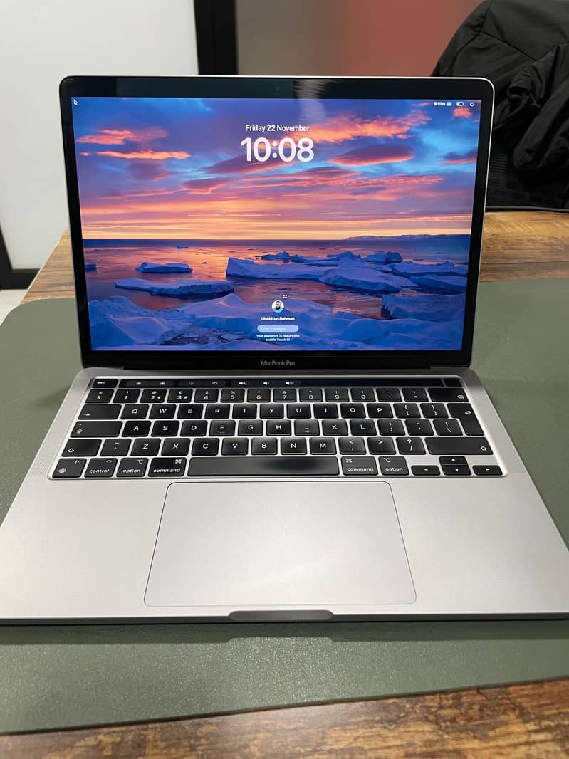 MacBook Pro 2020 M1 (13inch) Revolutionary Performance with Apple Sili 3