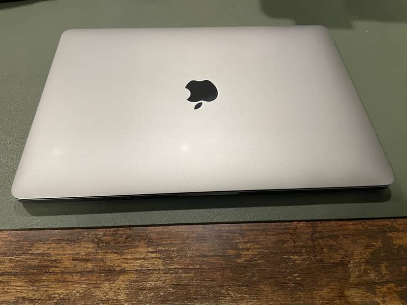 MacBook Pro 2020 M1 (13inch) Revolutionary Performance with Apple Sili 0