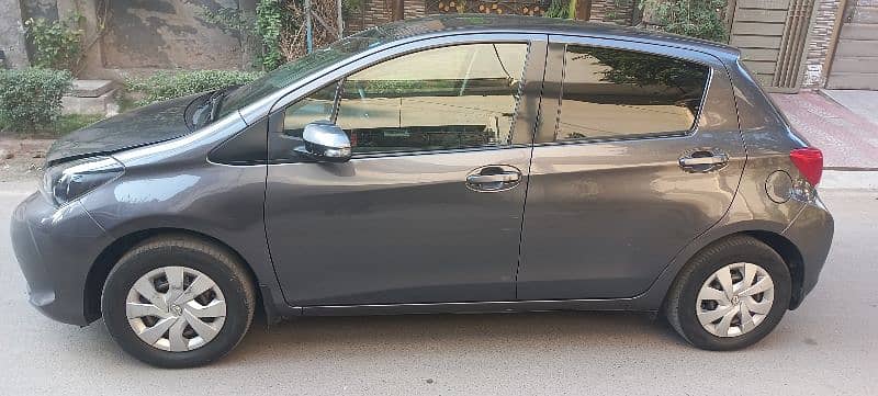 Toyota Vitz 2016 1