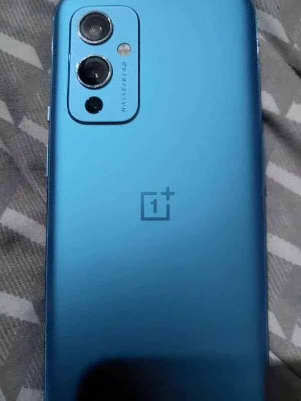 OnePlus 9 5G 1