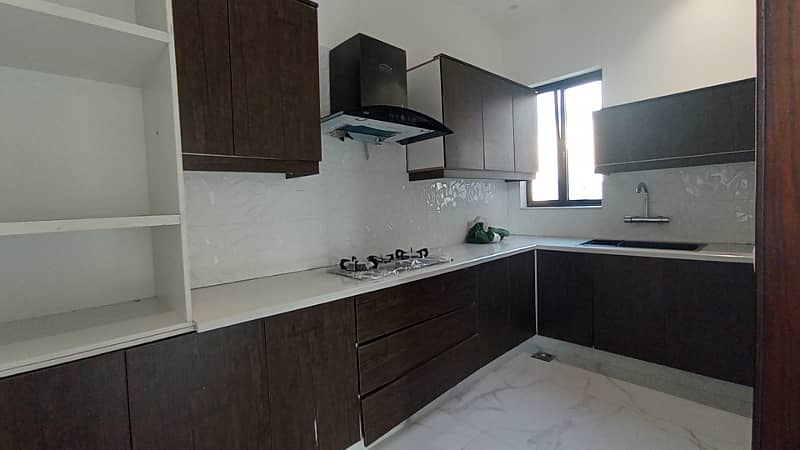 KANAL BUNGALOW FURNISHED HOUSE FOR SALE IN DHA PHASE 6 35