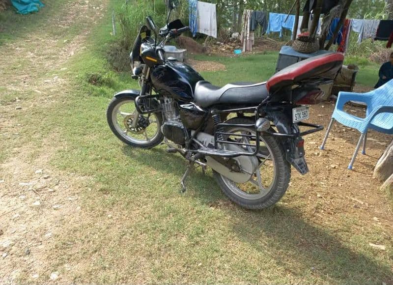 suzuki GS150 Special Edition 6