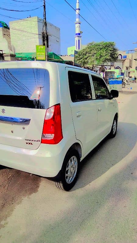 Suzuki Wagon R 2019 1