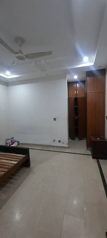 10 MARLA LIKE NEW LOWER PORTION FOR RENT IN PUNJAB SOCIETY PHASE TOW 10