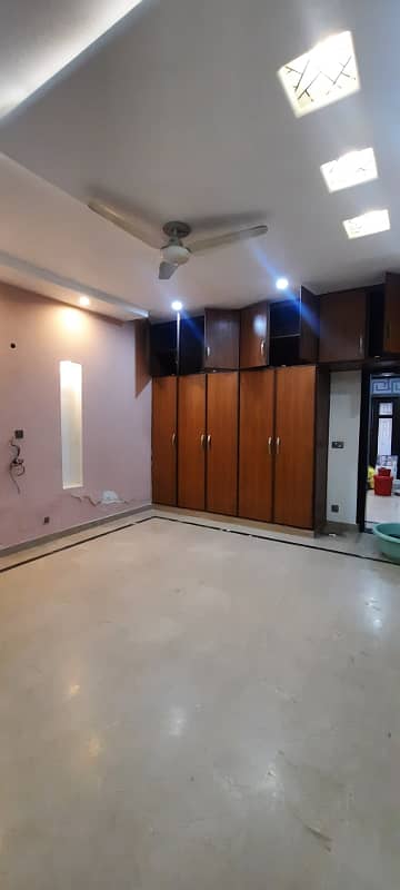 10 MARLA LIKE NEW LOWER PORTION FOR RENT IN PUNJAB SOCIETY PHASE TOW 12