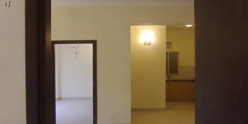 READY TO MOVE JINNAH FACE 955sq ft 2Bed Lounge Flat WITHKEYS FOR SALE with AMAZING VIEW. 2KM from MAIN GATE of BTK\ 6