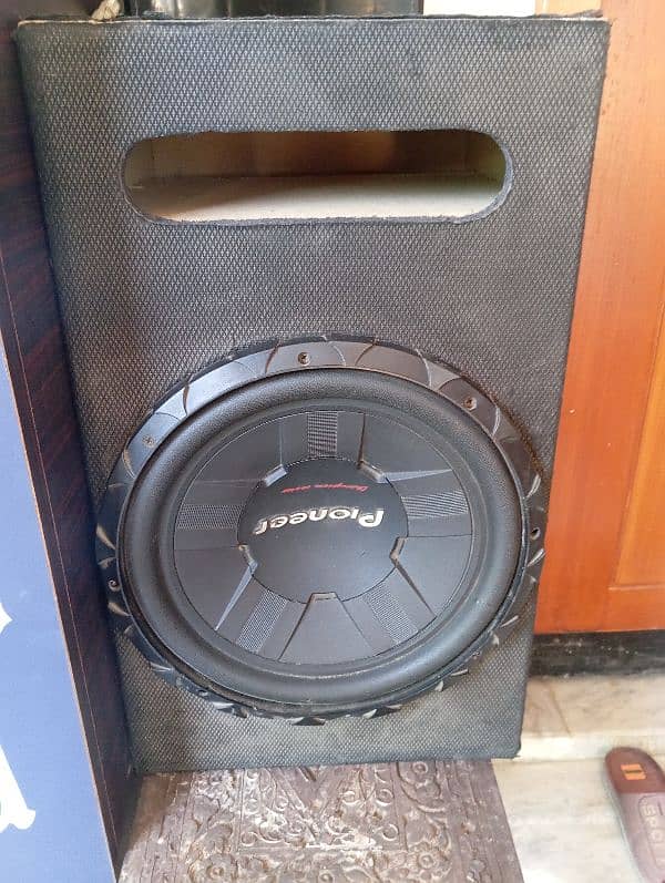 car woofer available 0