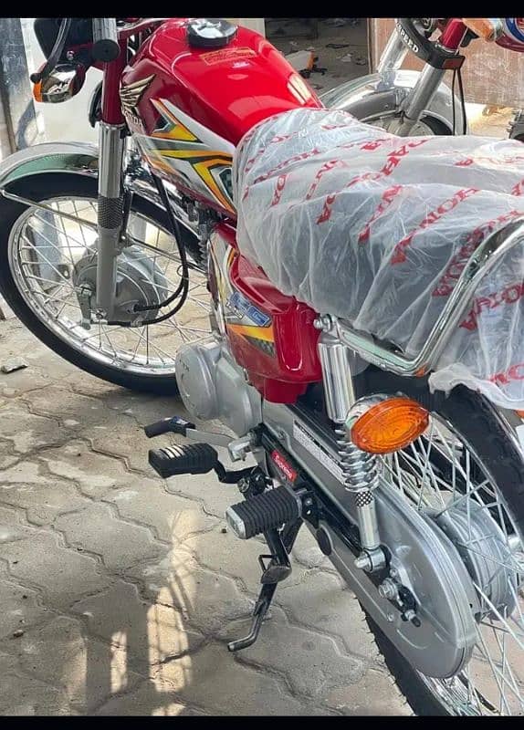 Honda 125 2025 model number laga hua hai 10/10 1