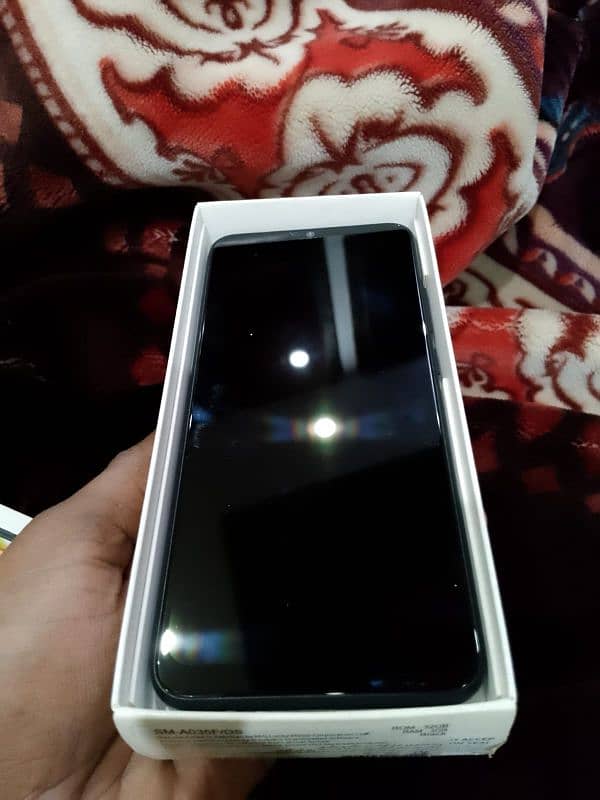 Samsung A03 in immaculate condition ginal 18000 7