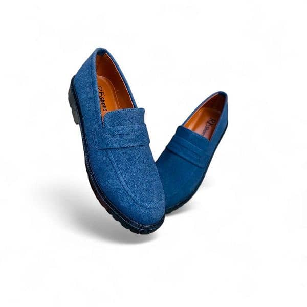 men casual loafers. men leather shoes . 2