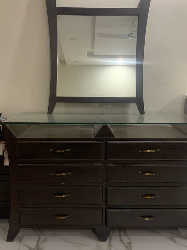 Dressing table huge size / Dressing / Mirror table / table 1