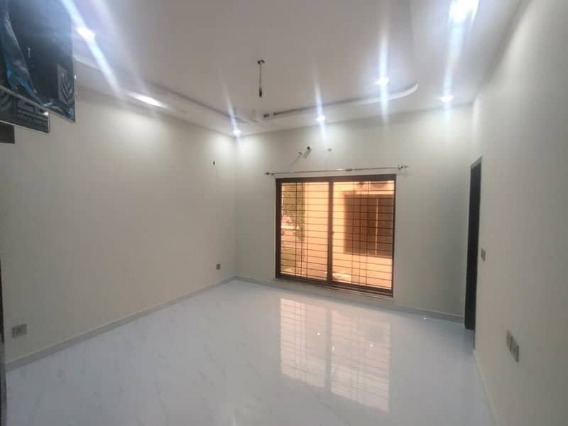 10 Marla Uppar Portion for Rent 1