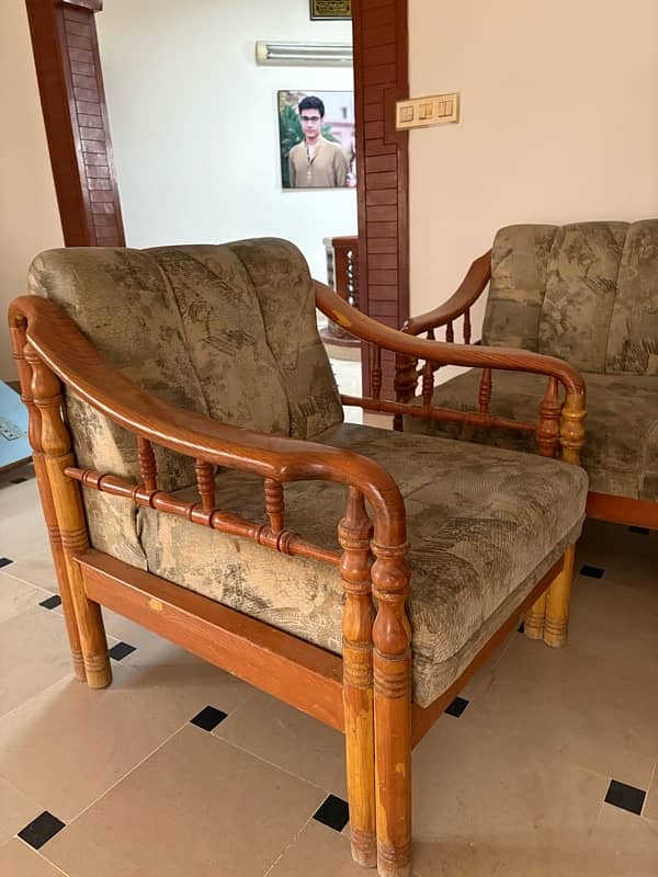 Wooden 5 Seater Sofa Set with Centre Table 1