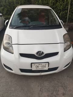 Toyota Vitz 2010