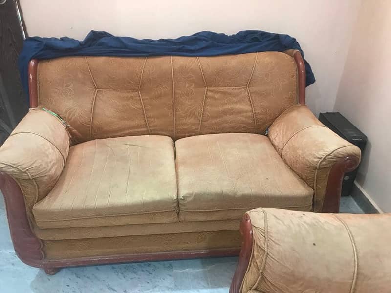 7 Seater sofa for sale negotiable 1