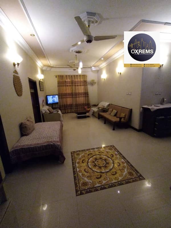 500 Square Yards House In Stunning Gulshan-e-Iqbal - Block 7 Is Available For sale 0