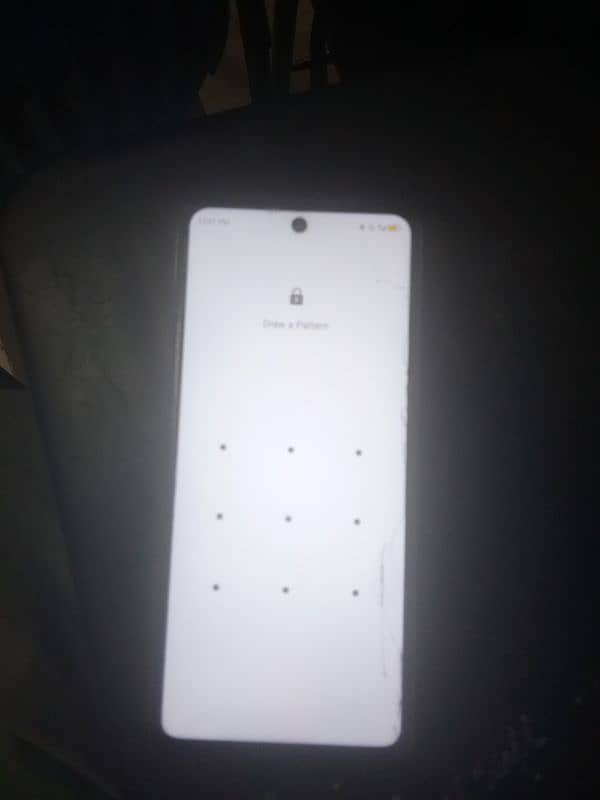 Infinix note 30 16 256 gb all ok only crack 6