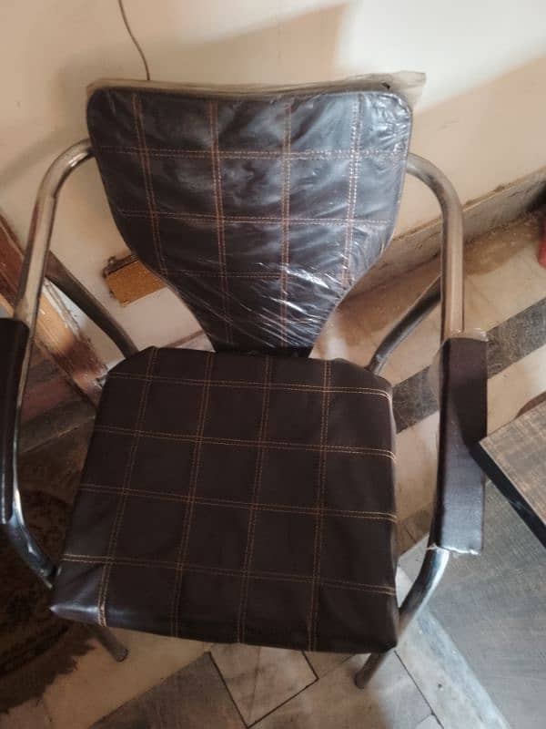 Office Table, Chairs, Almari Available in New Condition 5