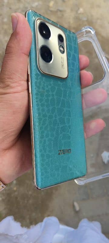 infinix zero30 fresh new condition with charger box 10by10 condition 2