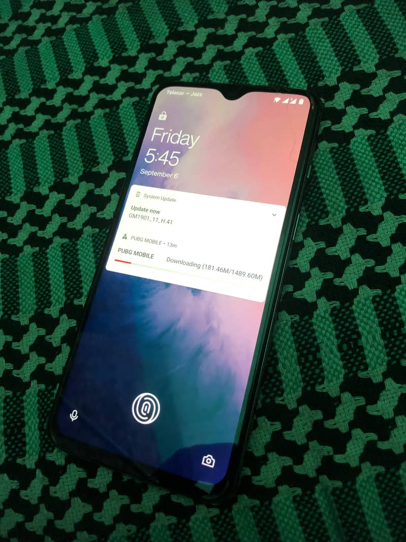 OnePlus 7 (8/256) 1
