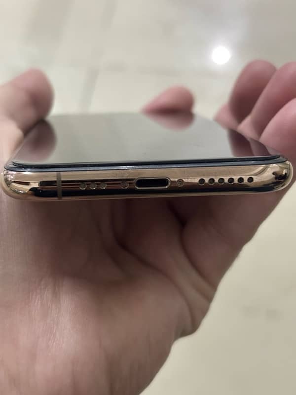 iphone 11 pro 256 gb PTA approved 4